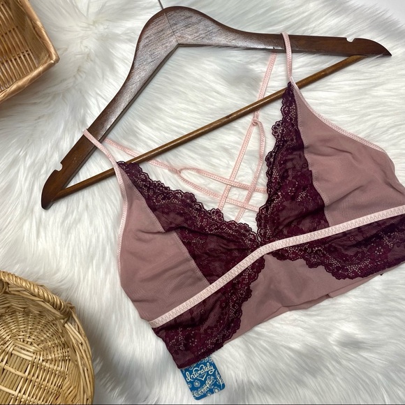 Free People Other - 🎉HP🎉 Free People | Berry Lea Soft Bralette